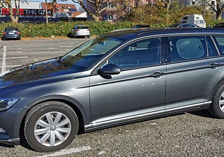 VW Passat Variant Volkswagen Diesel 2.0 TDI DSG (BlueMotion Tech