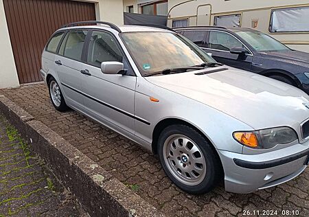 BMW 320d 320 touring, Autom, AHK, Tempom., orig. 199 TKM