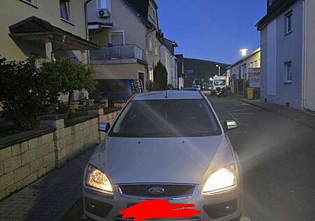 Ford Focus 1.6 16V Aut. Titanium