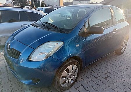 Toyota Yaris 1.0 HU & AU Neu!