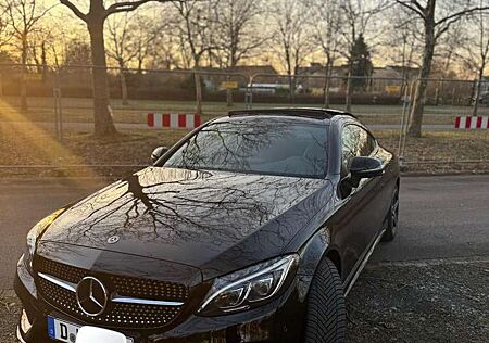 Mercedes-Benz C 300 Coupe 9G-TRONIC Night Edition