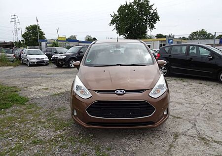 Ford B-Max Titanium