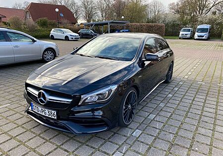 Mercedes-Benz CLA 45 AMG Shooting Brake 4Matic 7G-DCT