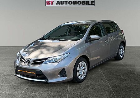 Toyota Auris Cool 1.3-PDC