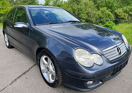 Mercedes-Benz C 230 V6 Sportcoupe-Scheckheftgepflegt