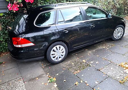 VW Golf Variant Volkswagen 2.0 TDI DPF DSG Comfortline