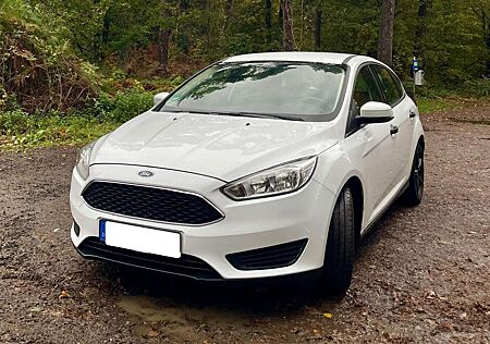 Ford Focus 1.0 EcoBoost Start-Stopp-SystemTrend