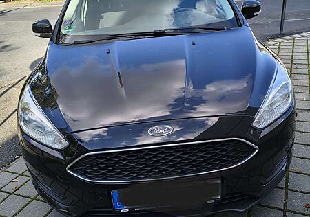 Ford Focus TurnierTurnier 1.0 EcoBoost Business Edition