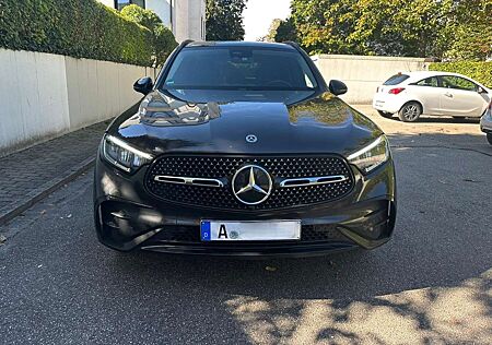 Mercedes-Benz GLC 300 4Matic 9G-TRONIC AMG Line Advanced