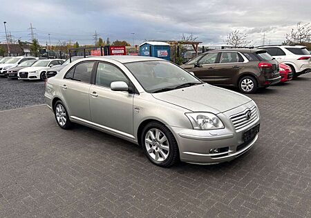 Toyota Avensis gebraucht kaufen Toyota Avensis 2.2 D-CATLiftback / Executive*XENON*