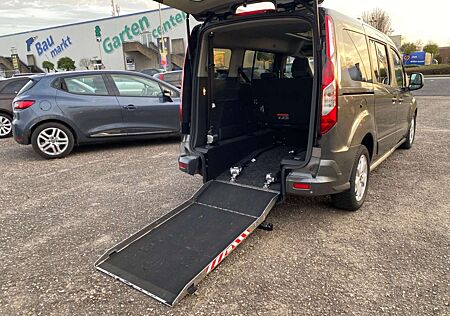 Ford Grand Tourneo Connect Titanium ROLLSTUHL FAHRTEN