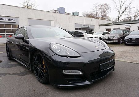 Porsche Panamera Turbo S