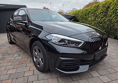 BMW 118 d LivePro Harman LED Komfort Apple 1. Hand