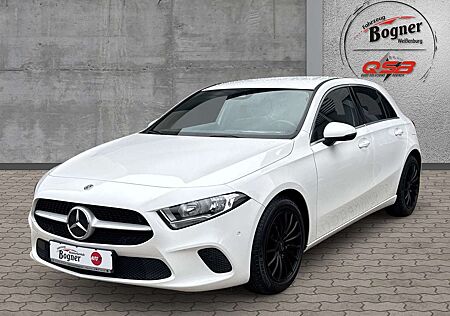 Mercedes-Benz A 220 Progressive Navi Parkass LED Temp Sitzhzg