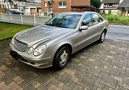 Mercedes-Benz E 320 Classic