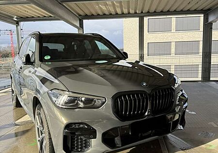 BMW X5 xDrive30d M-Paket, H/K, HuD, PanoD, 360*, uvm