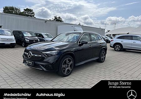 Mercedes-Benz GLC 220 d 4M AMG 20" Distronic AHK Pano 3D NP83