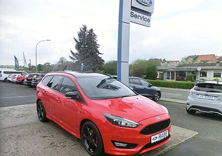 Ford Focus 1,5EB ST-Line Red Tur/Nav/Xen/2Hd/MotorNeu