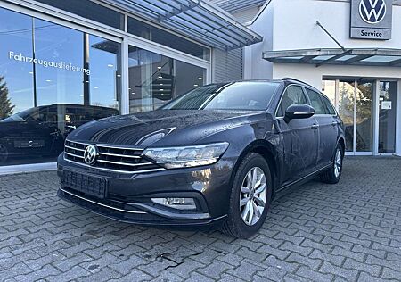 VW Passat Variant Volkswagen 2.0TDI DSG COMFORT*NAVI*KAMERA*ALU