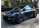 Tesla Model Y Performance Dual Motor AWD + FSD Paket USS