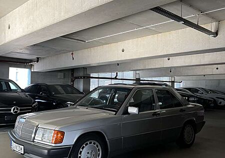 Mercedes-Benz 190 gebraucht kaufen Mercedes-Benz 190 E 2.0