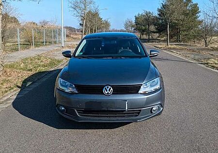 VW Jetta Volkswagen 1.2 TSI BlueMotion Technology Comfortline