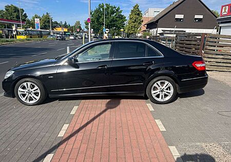 Mercedes-Benz E 350 E -Klasse Lim. CDI 4Matic,Vollausst.