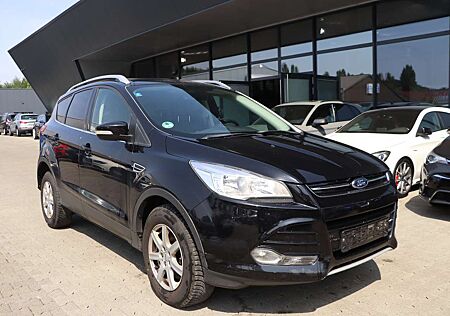 Ford Kuga 2.0 TDCI TITANIUM / LEDER / NAVI+ / KEYLESS