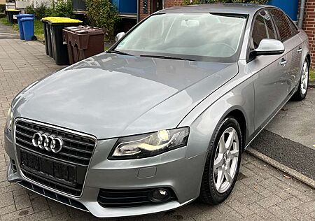 Audi A4 Lim. *1.HAND - XENON - SHEFT*