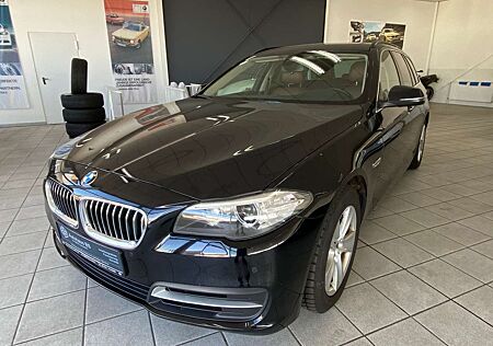 BMW 520i 520 Touring Aut. Leder Navi Pro Panorama