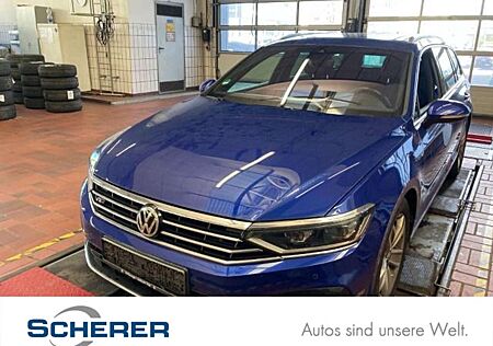 VW Passat Variant Volkswagen Elegance 2,0 TDI DSG R-Line NAV P