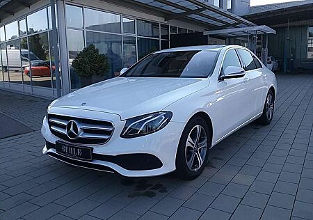 Mercedes-Benz E 200 D AVANTGARDE+AUTOMATIK+360° KAMERA+LED+NAVI+DAB