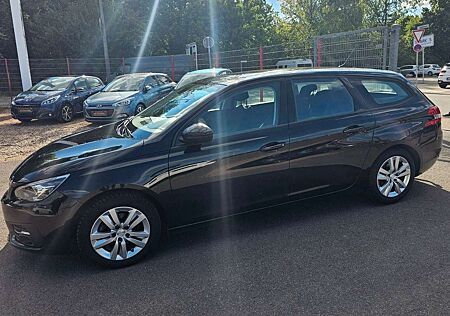 Peugeot 308 SW Active Pack Automatik+Navi+SHZ+AHK+EU 6