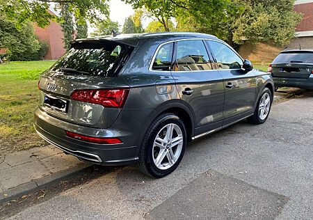 Audi Q5 Diesel 40 TDI quattro S tronic sport