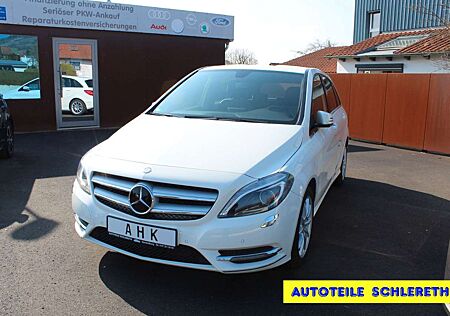 Mercedes-Benz B 180 B, viele Extras, HU und AU NEU