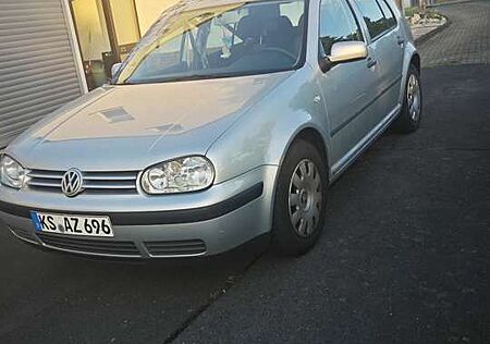 VW Golf Volkswagen 1.6