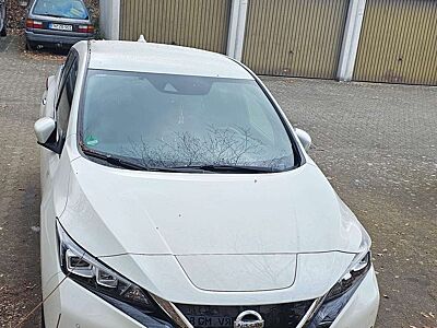 Nissan Leaf 40 kWh N-Connecta 360° Kamera ,spurasistent, tempo