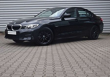 BMW 320 e Lim. Advantage Live Pro Kamera CarPlay LM