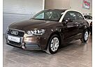 Audi A1 1.2 attraction/PDC/Bluetooth/SHZ