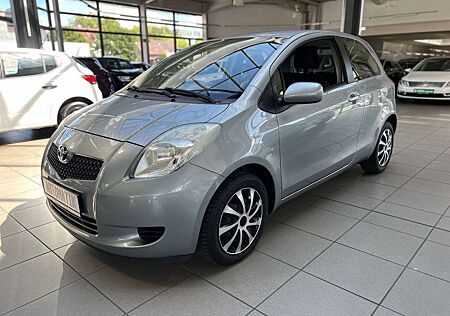 Toyota Yaris Sol Automatik Klima Allwetterreifen