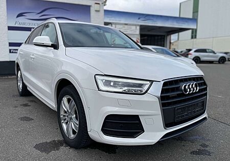 Audi Q3 sport quattro S-Tronik Navi AHK S-Line