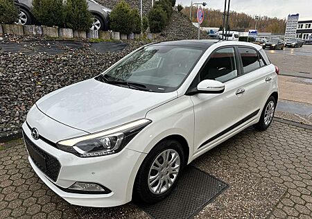 Hyundai i20 Classic Navi Panorama Euro 6