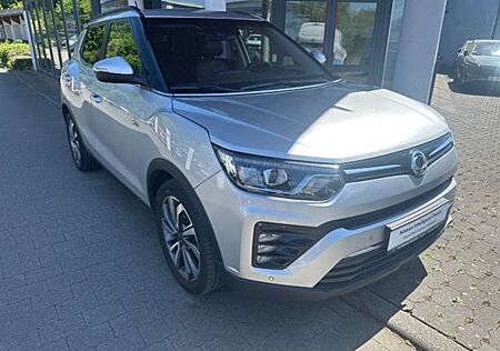 SsangYong Tivoli Onyx Benzin163PS Kamera Leder Navi Sitzh.