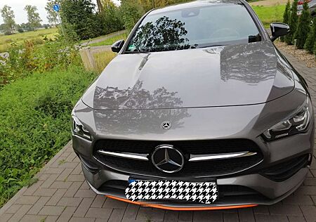 Mercedes-Benz CLA 220 Shooting Brake 7G-DCTEdition 1