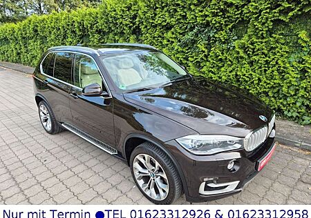 BMW X5 xDrive40d*313PS*TOP AUSTATT* SERVICE!