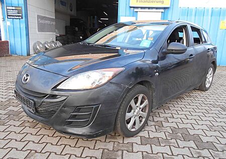 Mazda 3 Lim. Center-Line