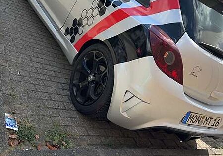 Opel Corsa 1.6 TurboGSi