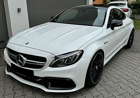 Mercedes-Benz C 63 AMG Coupe*Klappe*Night*19 zoll*Key-Less*LED*