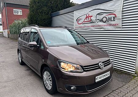 VW Touran Volkswagen 1.6 TDI DSG KLIMAAUT/SHZ/AHK/TEMP/PANAROM