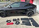 Tesla Model Y Long Range AWD +AHK+20"+Sensoren+Black